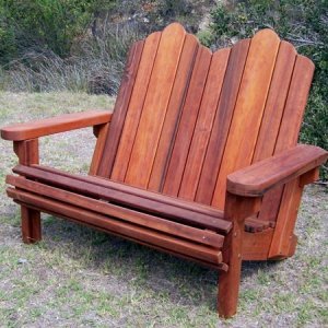 ergo redwood love seat